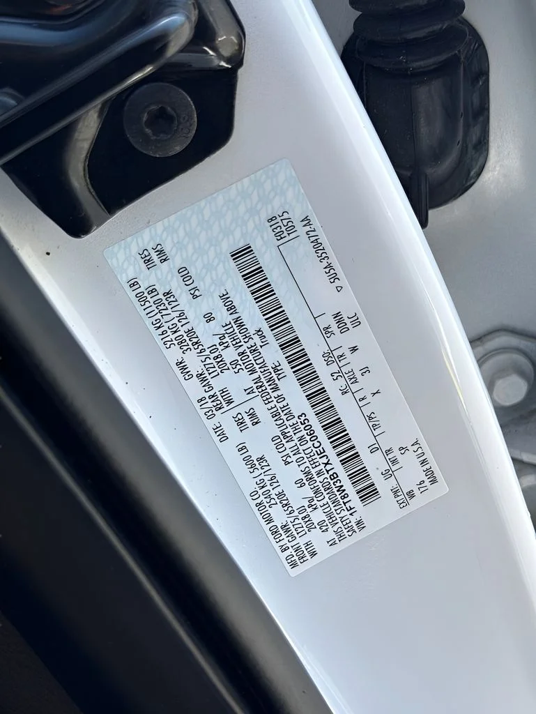 Used 2018 White Ford King Ranch image 35