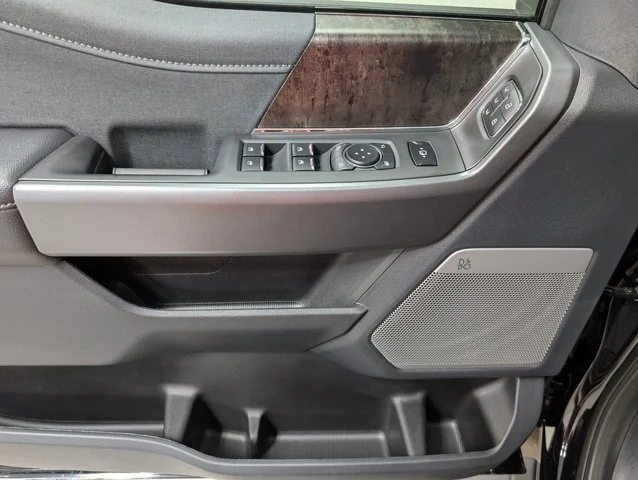 New 2026 Agate Black Metallic Ford F-250® Lariat® image 56