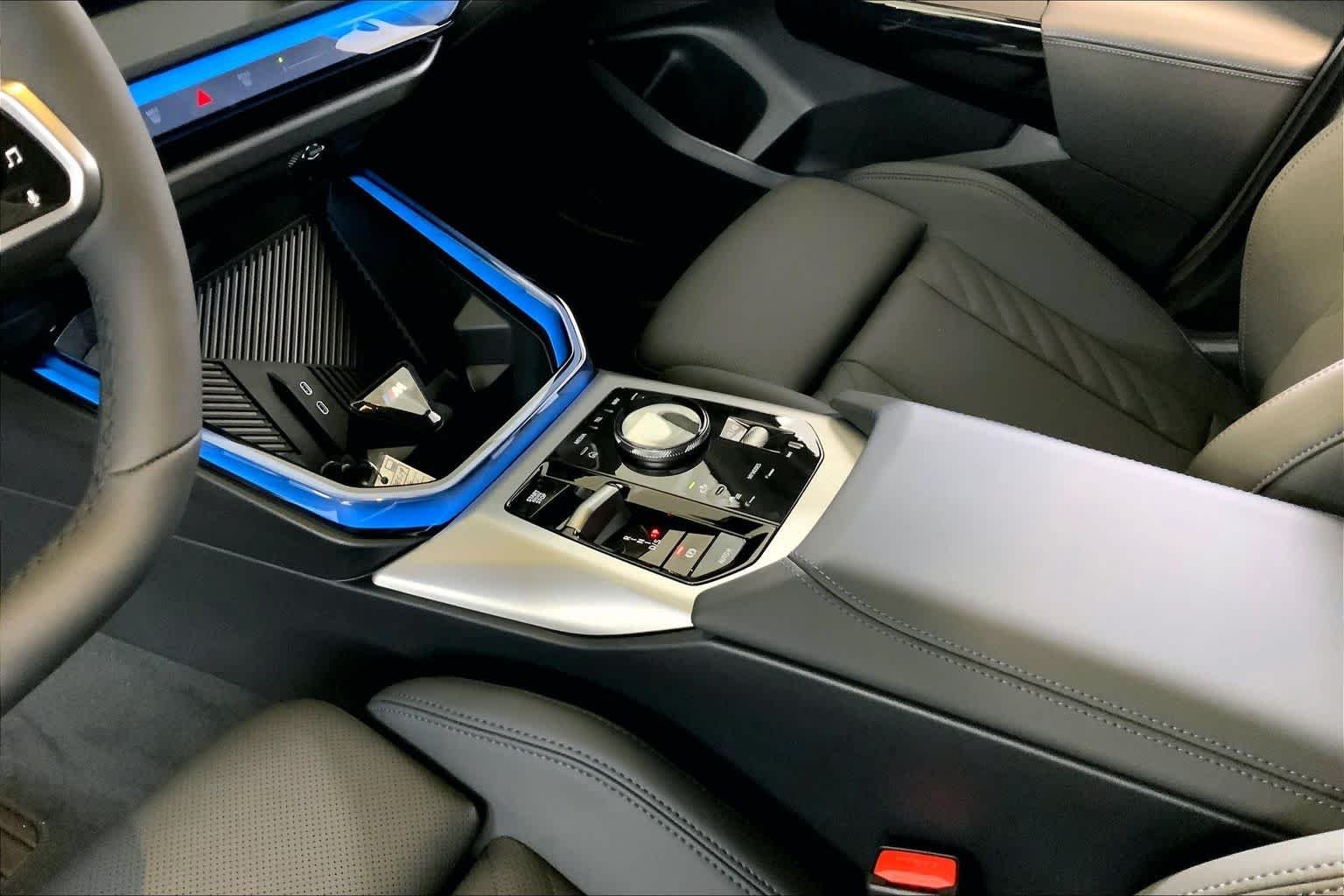 New 2026 Dune Grey Metallic BMW 30 xDrive image 7