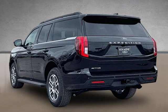 New 2026 Black Ford Active image 3