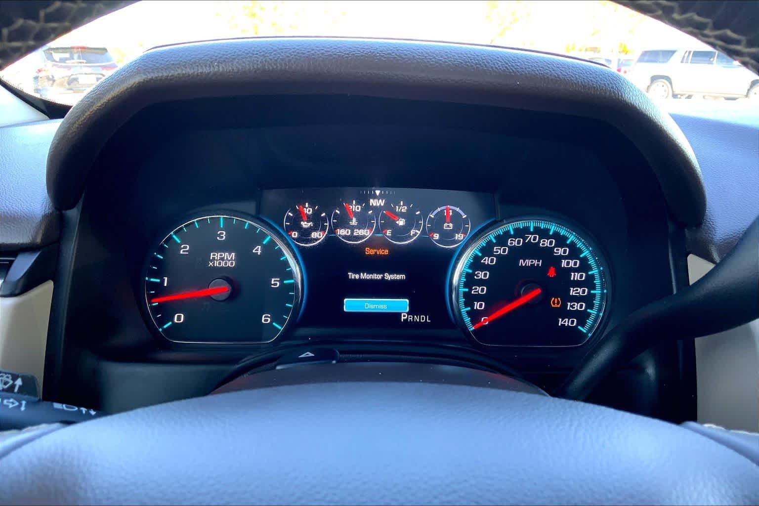 Used 2019 White Frost Tricoat GMC Denali image 26