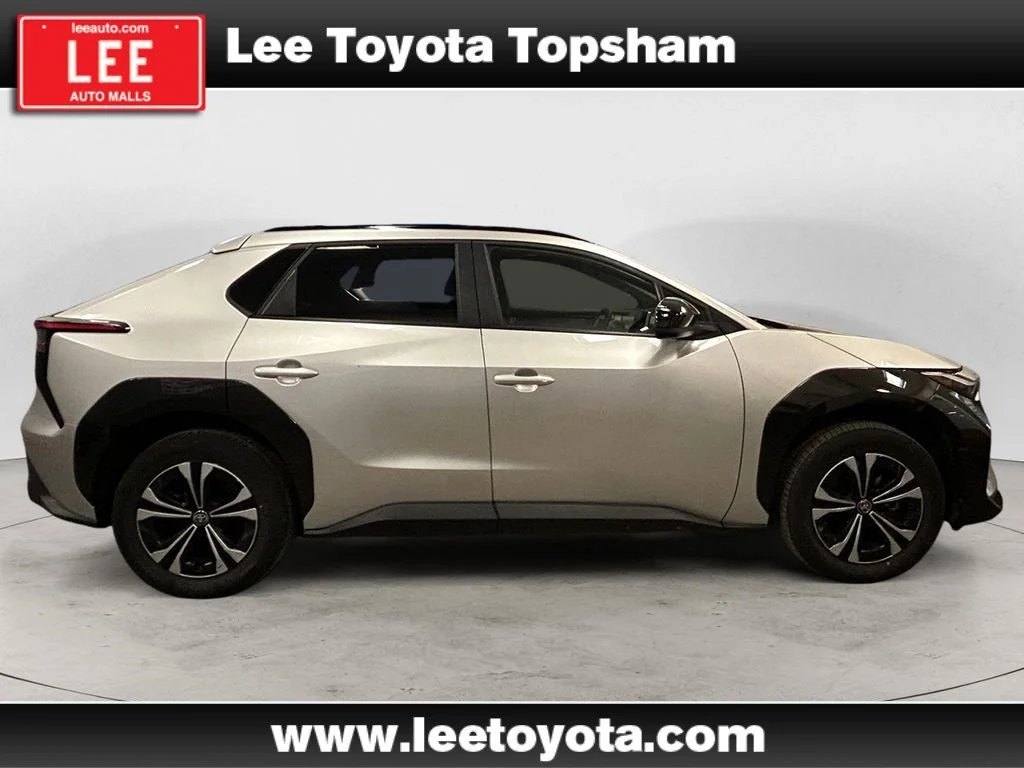 Used 2023 Silver Metallic Toyota XLE image 6