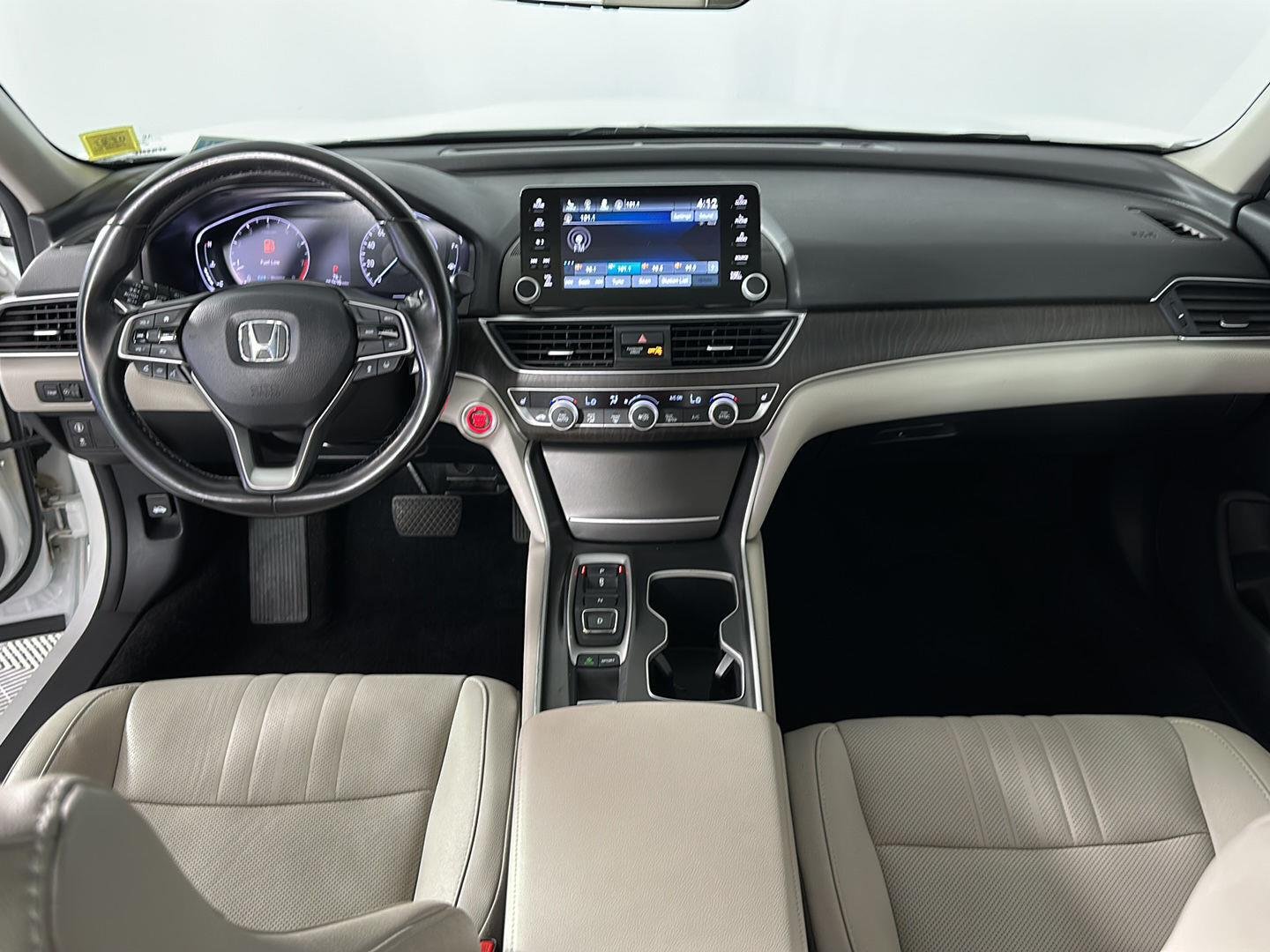 Used 2020 Platinum White Pearl Honda EX-L image 21