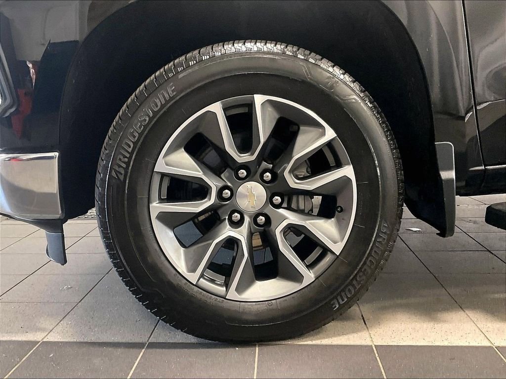 Used 2024 Black Chevrolet LT image 7