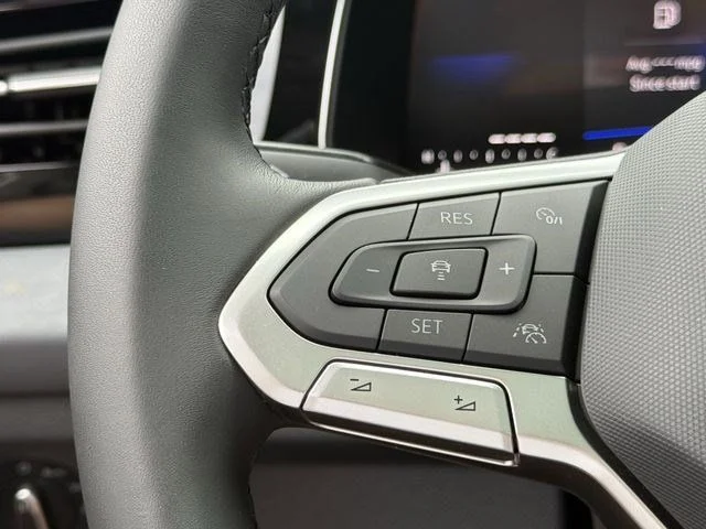 New 2026 Blue Volkswagen 1.5T SE image 10
