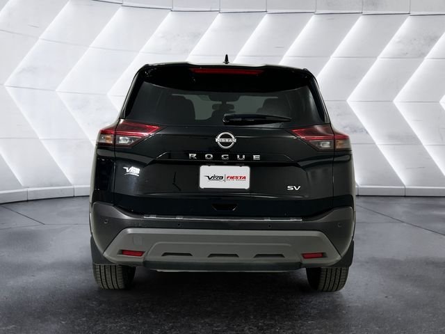 Used 2023 Black Nissan SV image 5