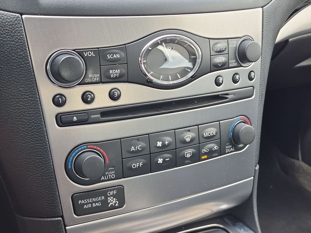 Used 2013 Silver INFINITI X image 20