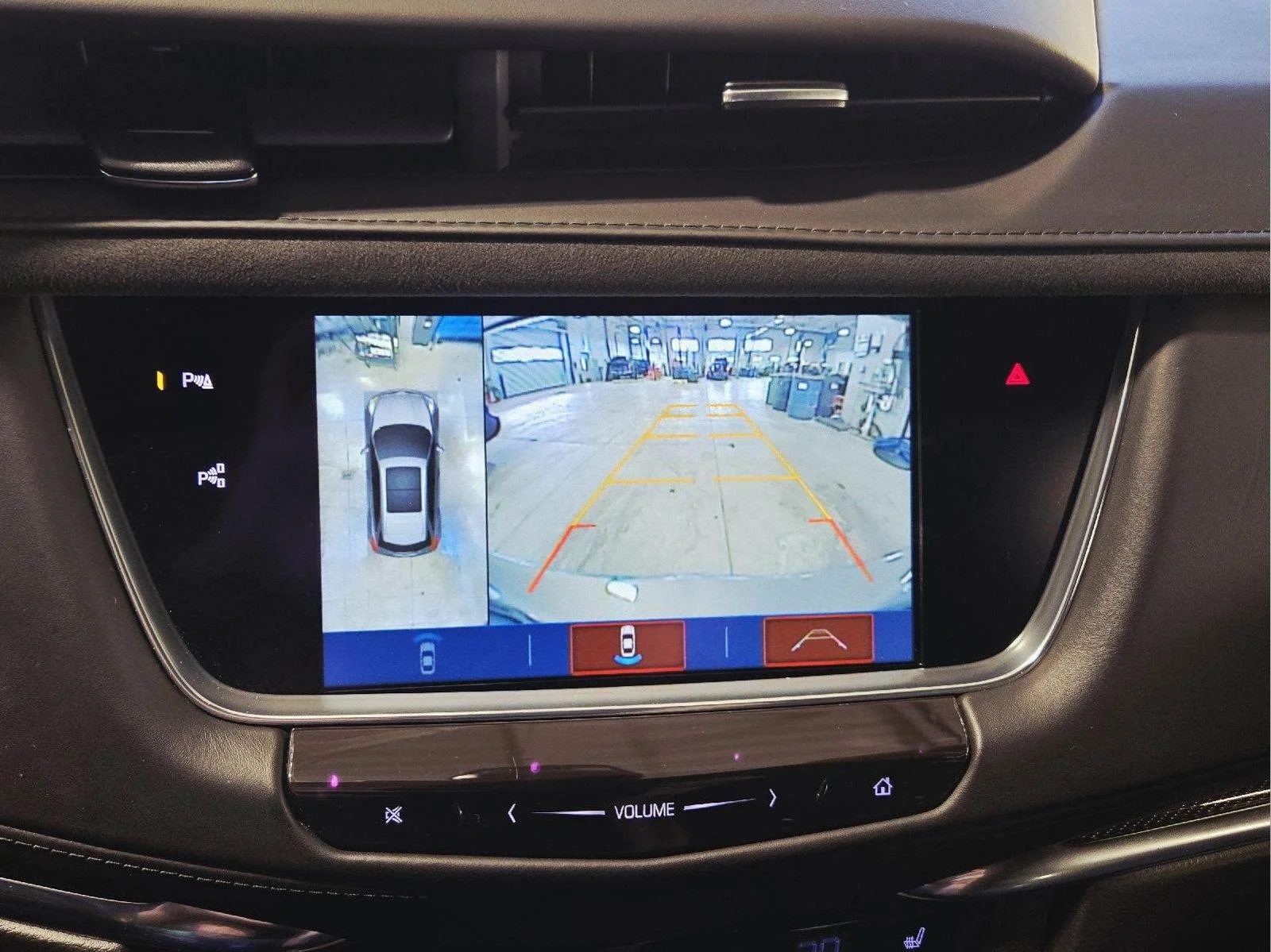 Used 2019 Bronze Dune Metallic Cadillac Platinum AWD image 32