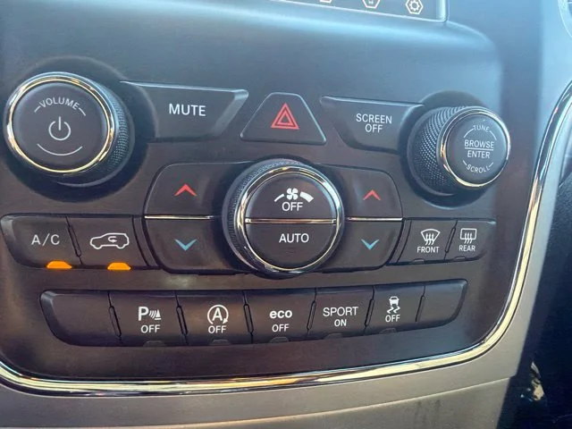 Used 2021 Gray Jeep Laredo E image 20