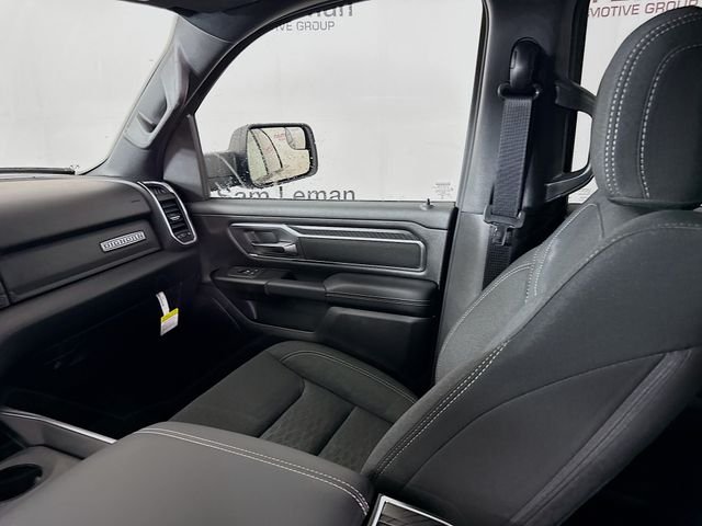 New 2026 Diamond Black Crystal Pearl-Coat Exterior Paint RAM Big Horn/Lone Star image 23