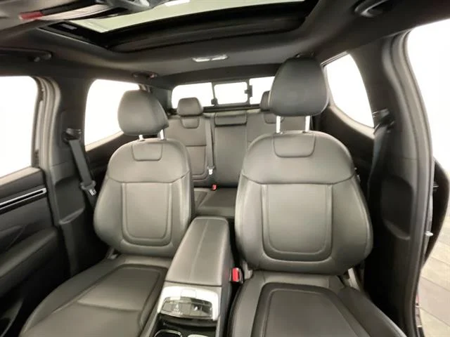 Used 2024 Phantom Black Pearl Hyundai Night image 21