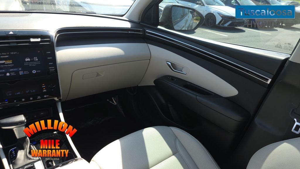 Used 2023 Silver Hyundai SEL image 29