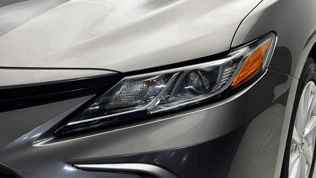 Used 2024 Gray Toyota LE image 3