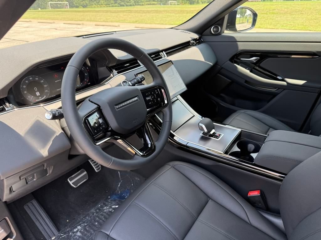 Used 2026 Black Land Rover Dynamic image 13