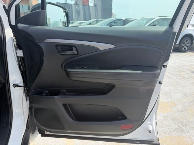 Used 2023  Honda TrailSport image 18