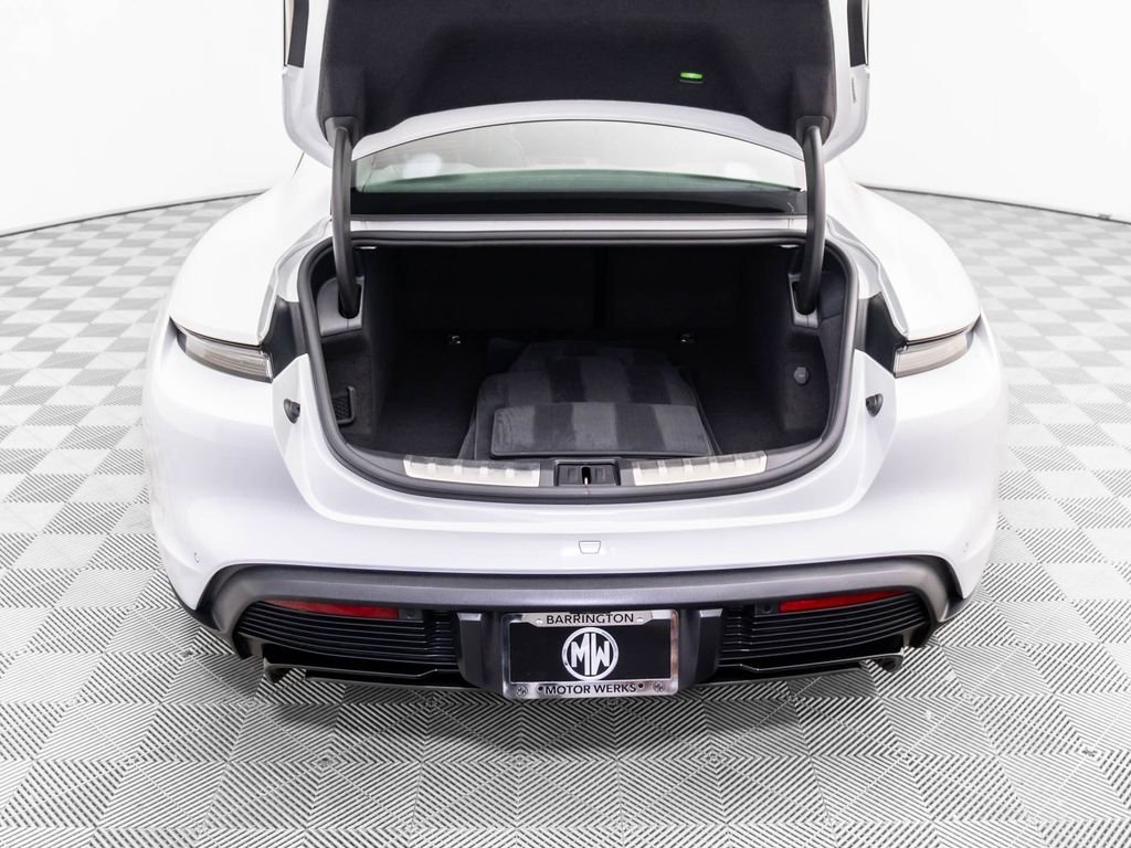 2023 Porsche Taycan GTS - Photo 32