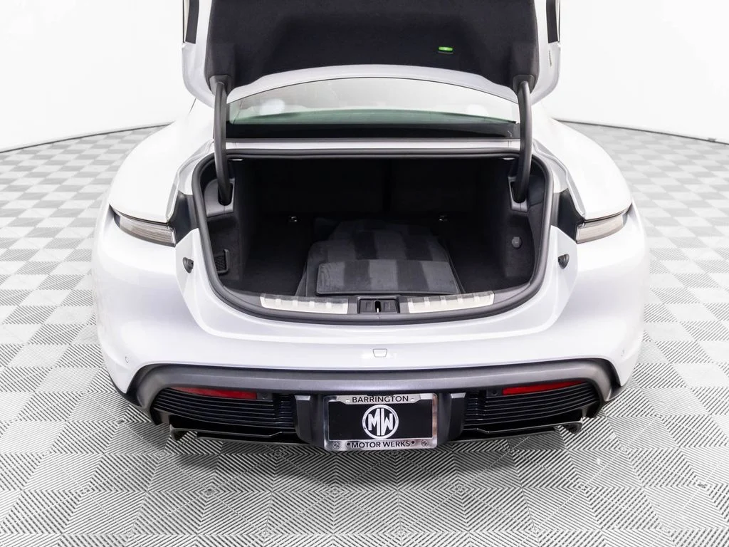 2023 Porsche Taycan GTS - Photo 32