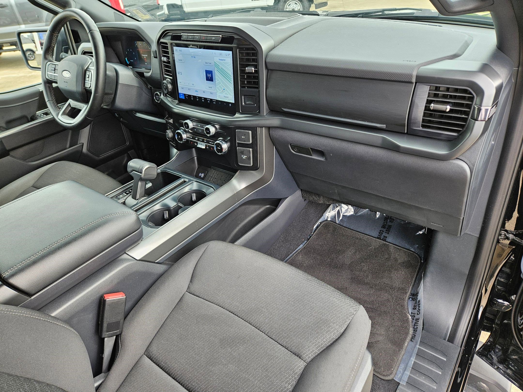 Used 2024 Blue Ford XLT image 31