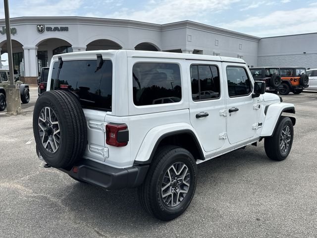 New 2025 White Jeep Sahara image 7