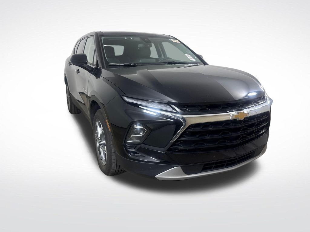 2025 Chevrolet Blazer 2.0T 2LT FWD's photo