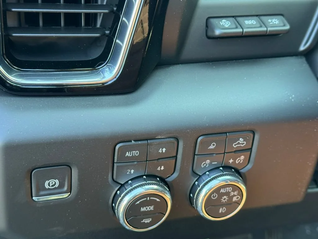 New 2026 DOWNPOUR METALLIC GMC Denali Ultimate image 28