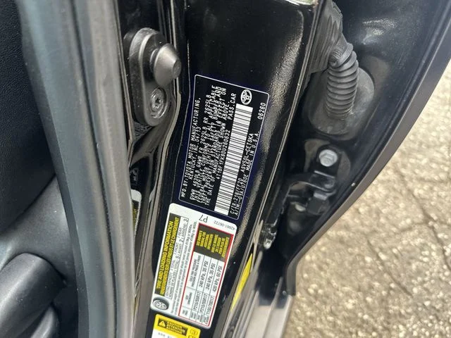 Used 2013 Black Toyota SE image 32