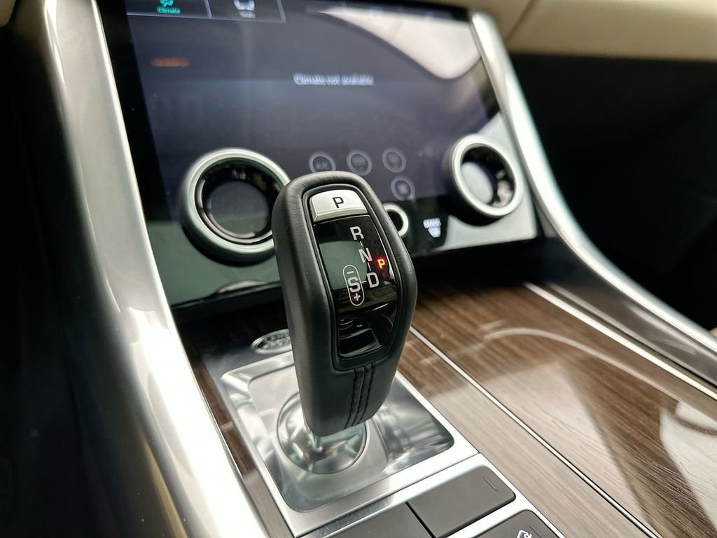 Used 2020 Eiger Gray Metallic Land Rover HSE image 24