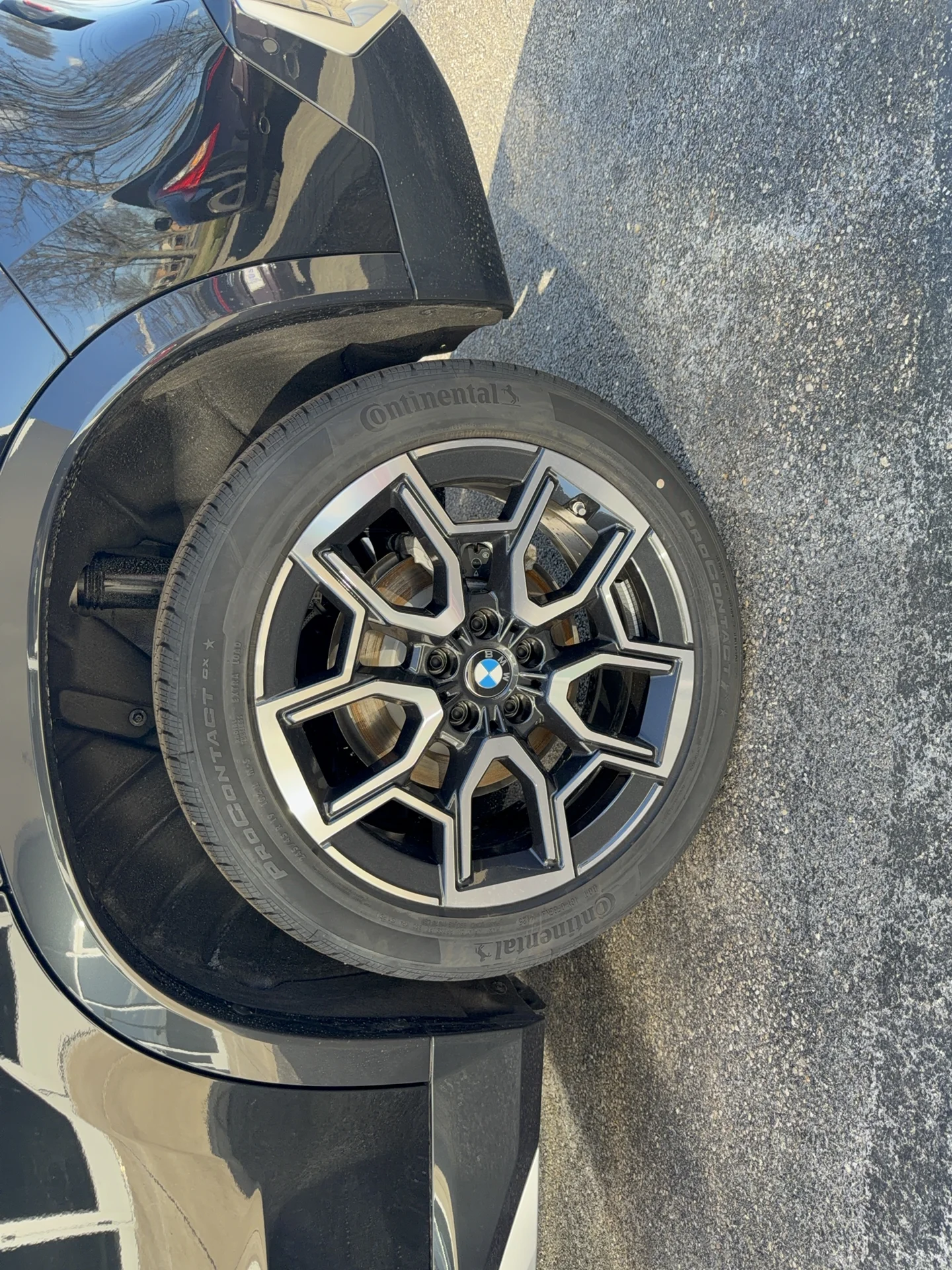 New 2026 Black Sapphire Metallic BMW xDrive28i image 24