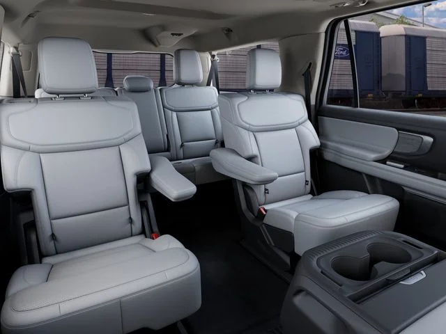 New 2027 White Ford Platinum image 11