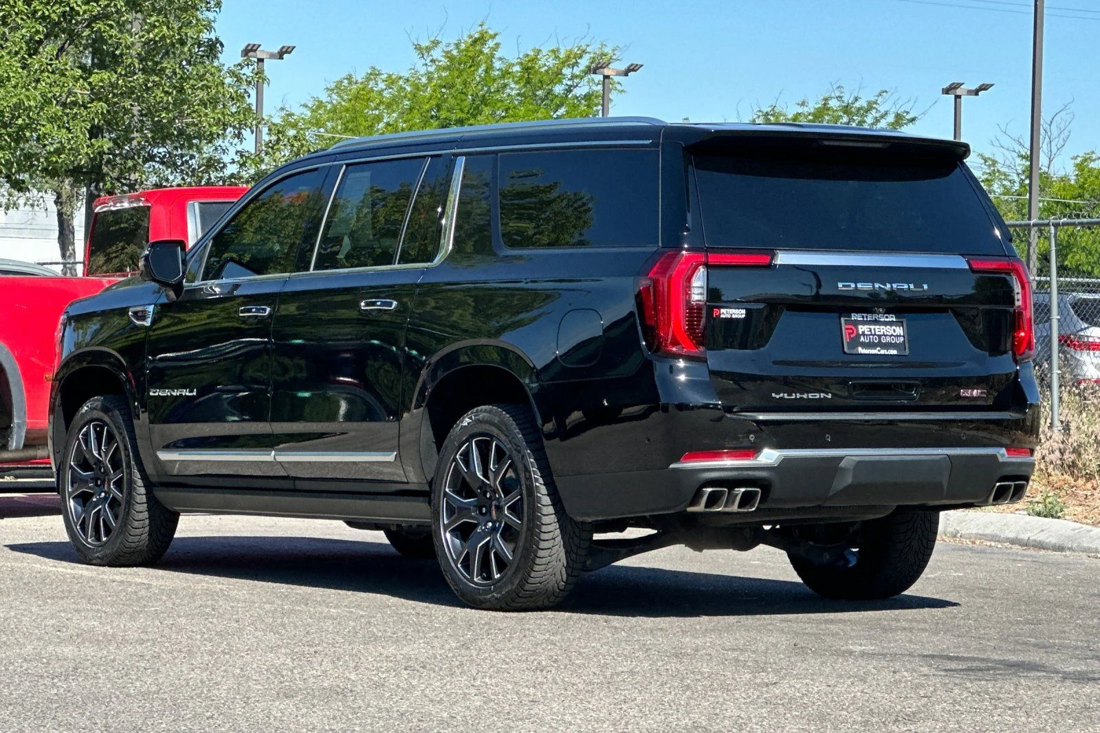 Used 2026  GMC Denali image 5