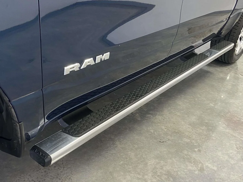 Used 2022 Blue Ram Big Horn/Lone Star image 10