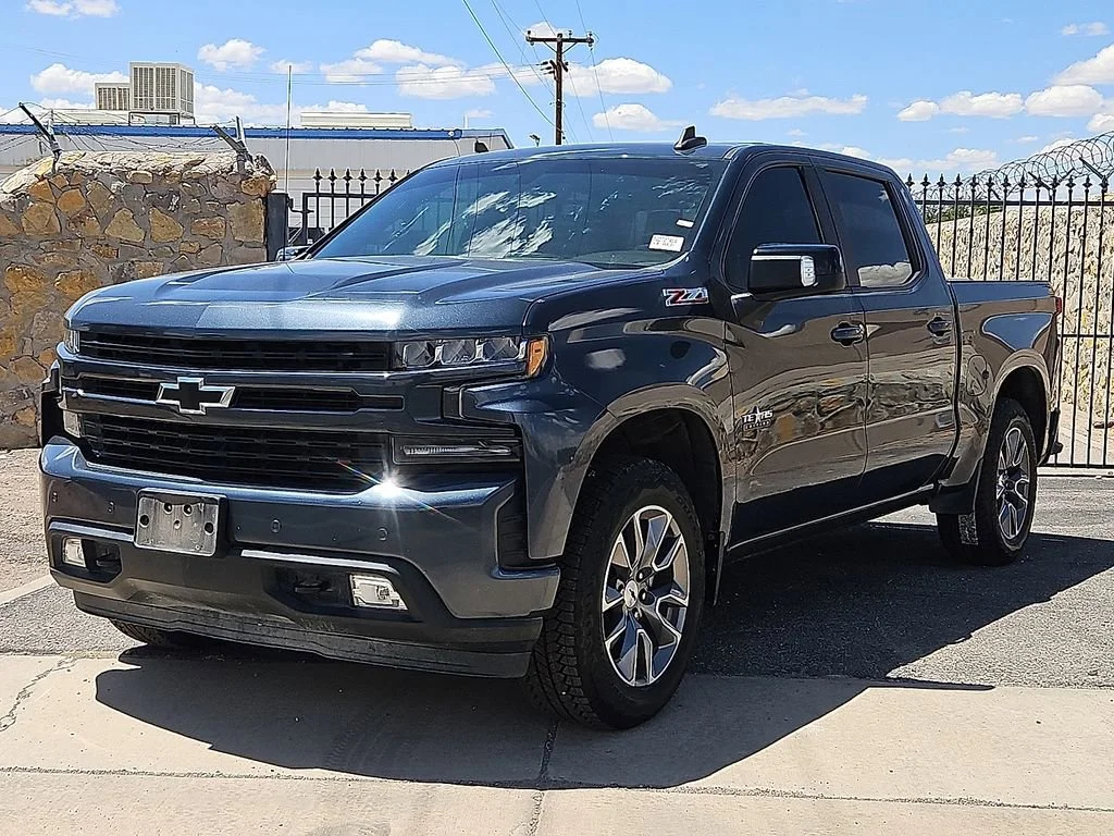 2020 Chevrolet Silverado 1500 RST 4X4 Crew Cab Short Box's photo