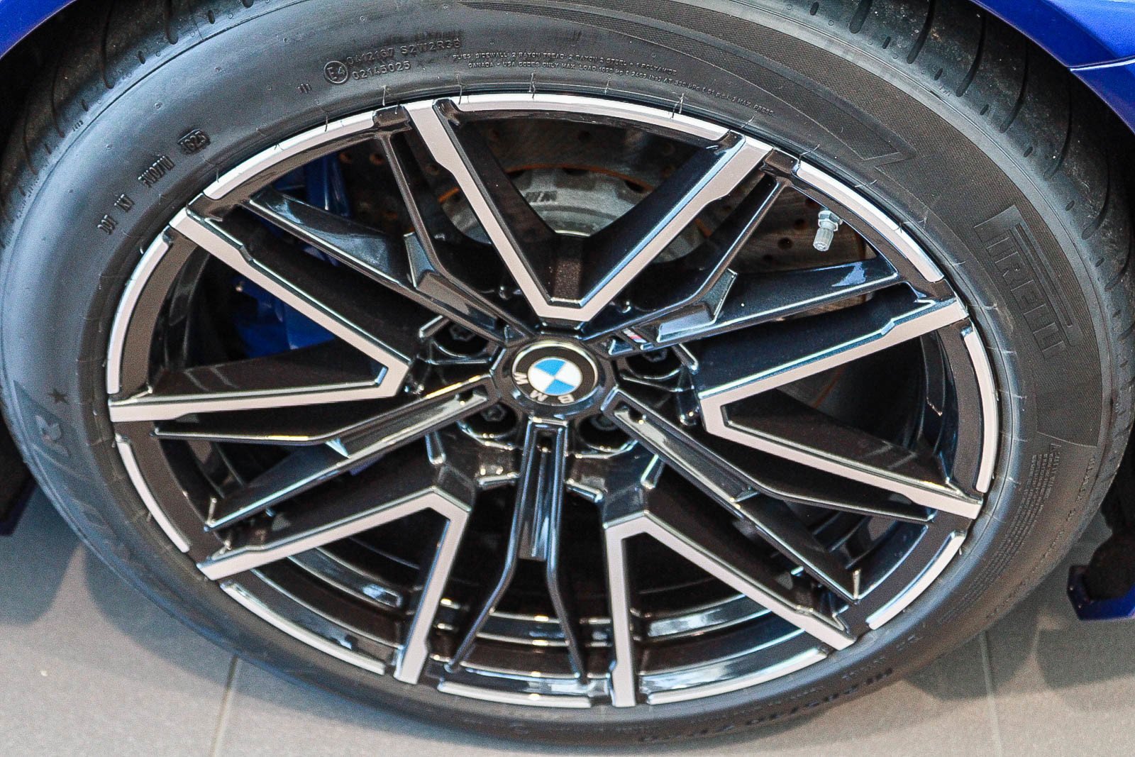 New 2026 Marina Bay Blue Metallic BMW Base image 9