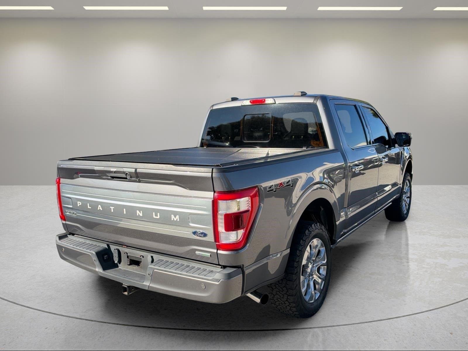 Used 2021 Carbonized Gray Metallic Ford Platinum image 6