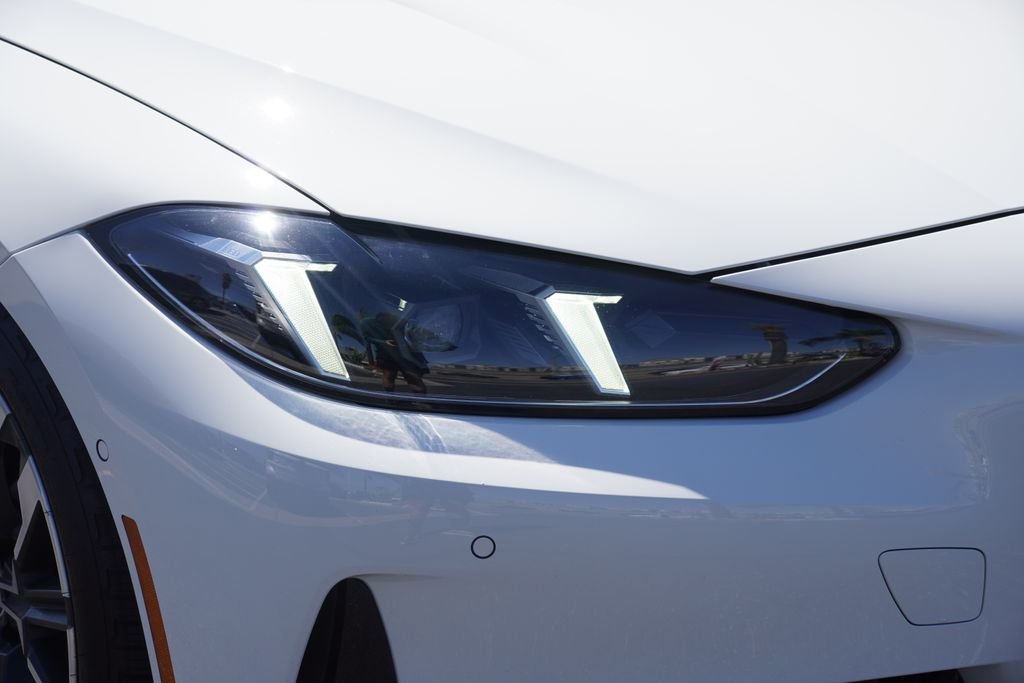 Used 2025 White BMW 430i image 10