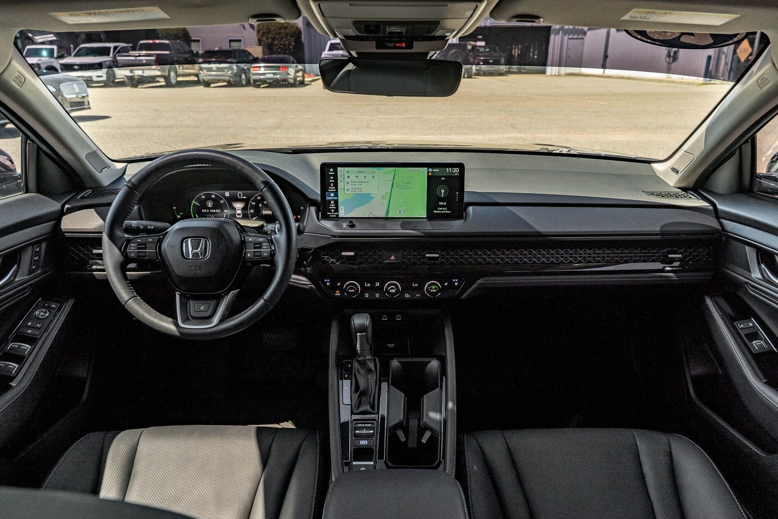 Used 2025  Honda Touring image 22