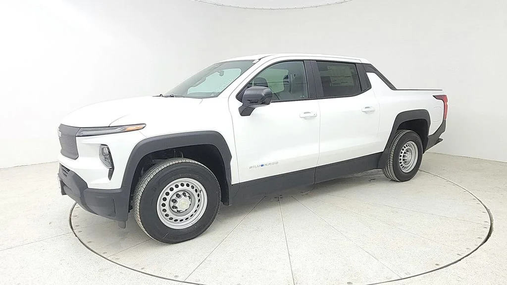 New 2024 Summit White Chevrolet Work Truck image 4