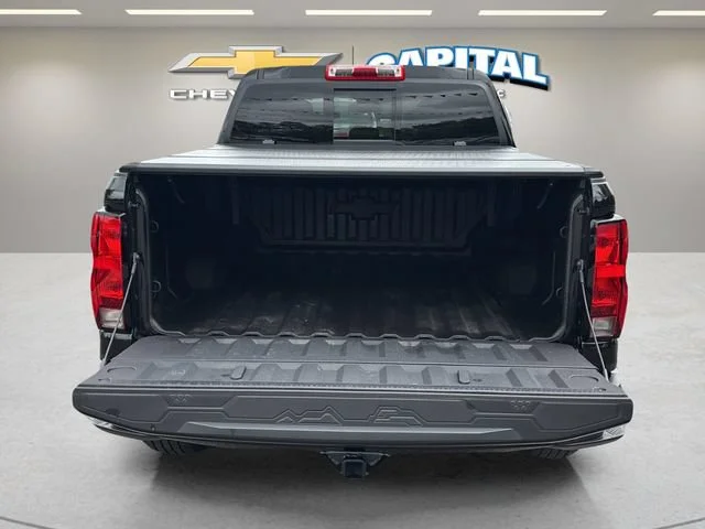 Used 2025 Black Chevrolet Trail Boss image 31