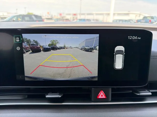 2027 Kia Carnival EX - Photo 13