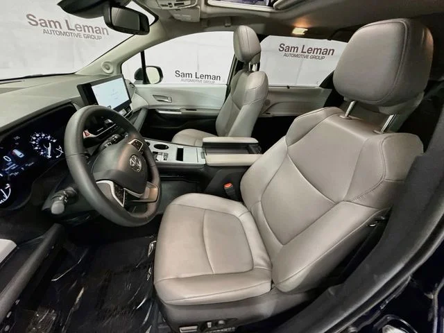 Used 2025 Blue Toyota XLE image 21