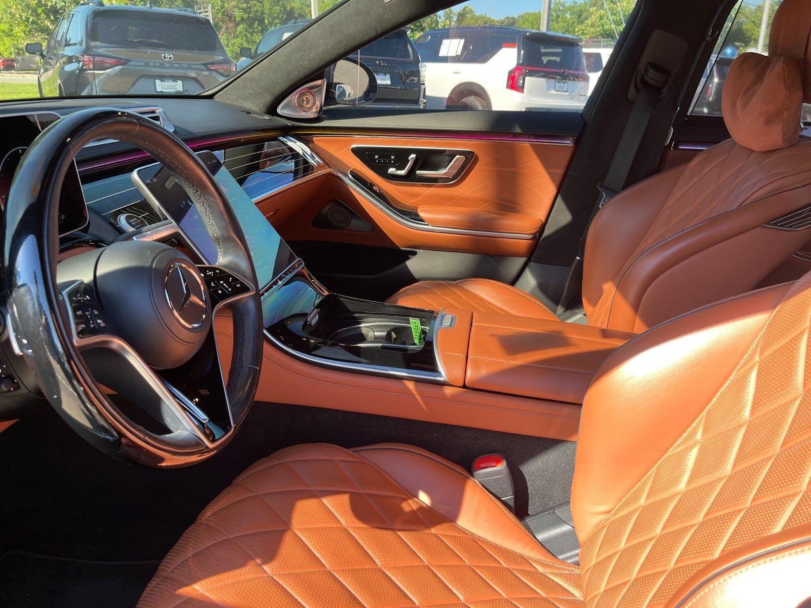 Used 2022 Obsidian Black Metallic Mercedes-Benz S 580 image 13