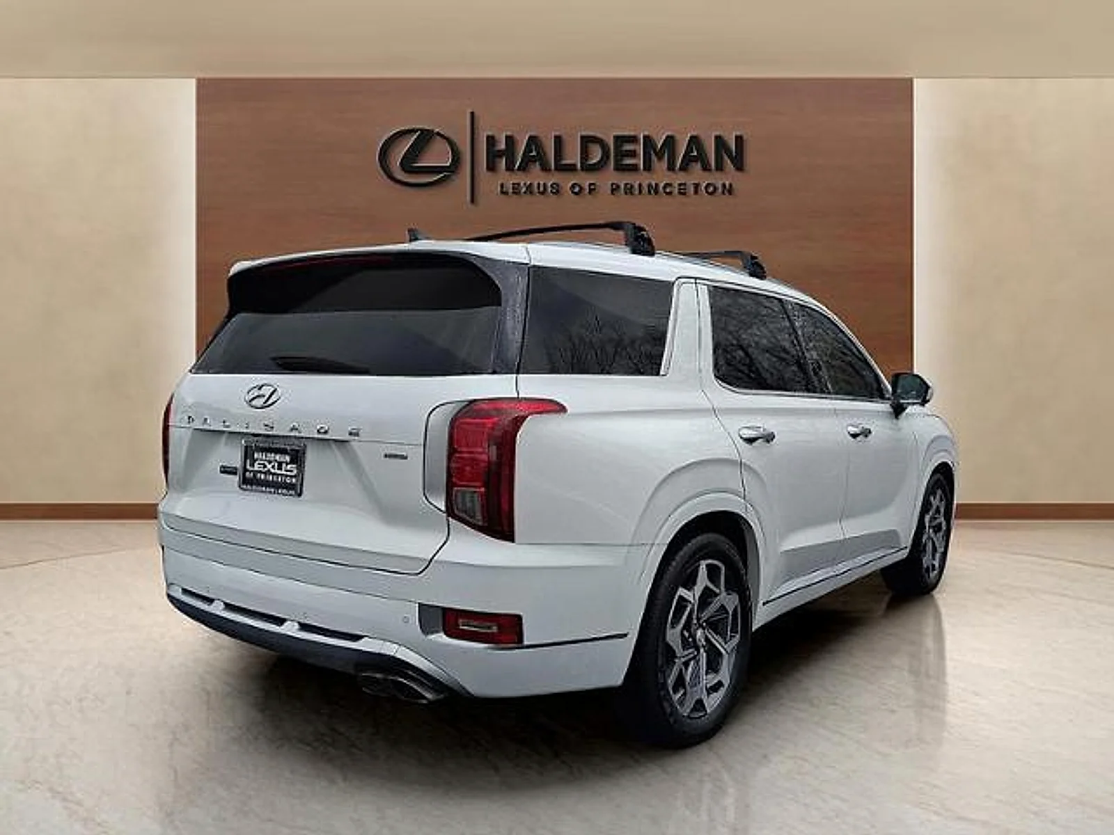 Used 2021 Hyper White Hyundai Calligraphy image 6