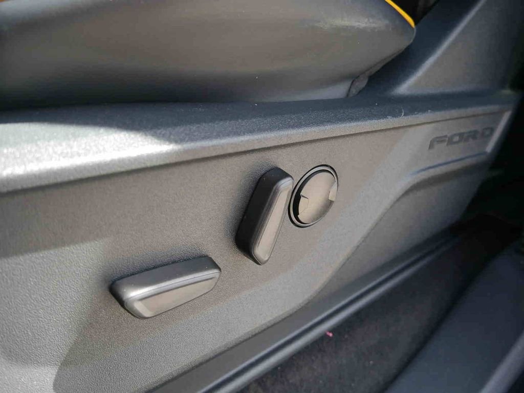 Used 2025 Silver Ford Tremor image 31