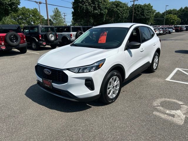 Used 2025 White Ford Active image 3