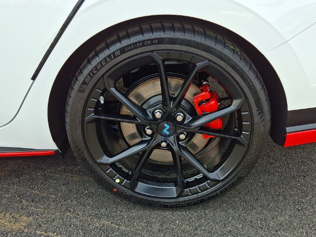New 2026 White Hyundai Base image 18