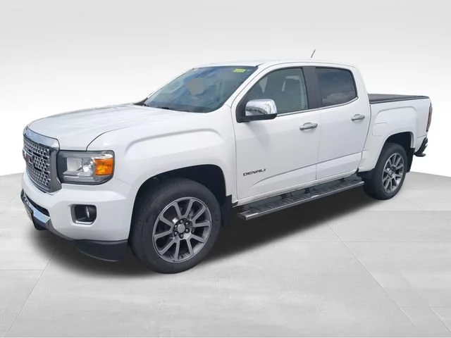 Used 2019 White GMC 4WD Denali image 1