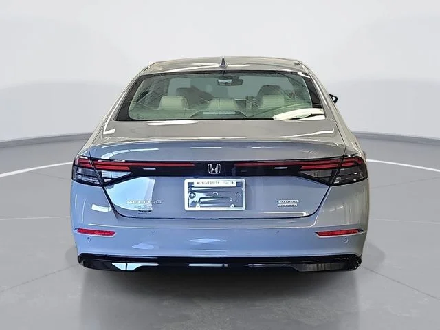 Used 2026  Honda Touring image 4