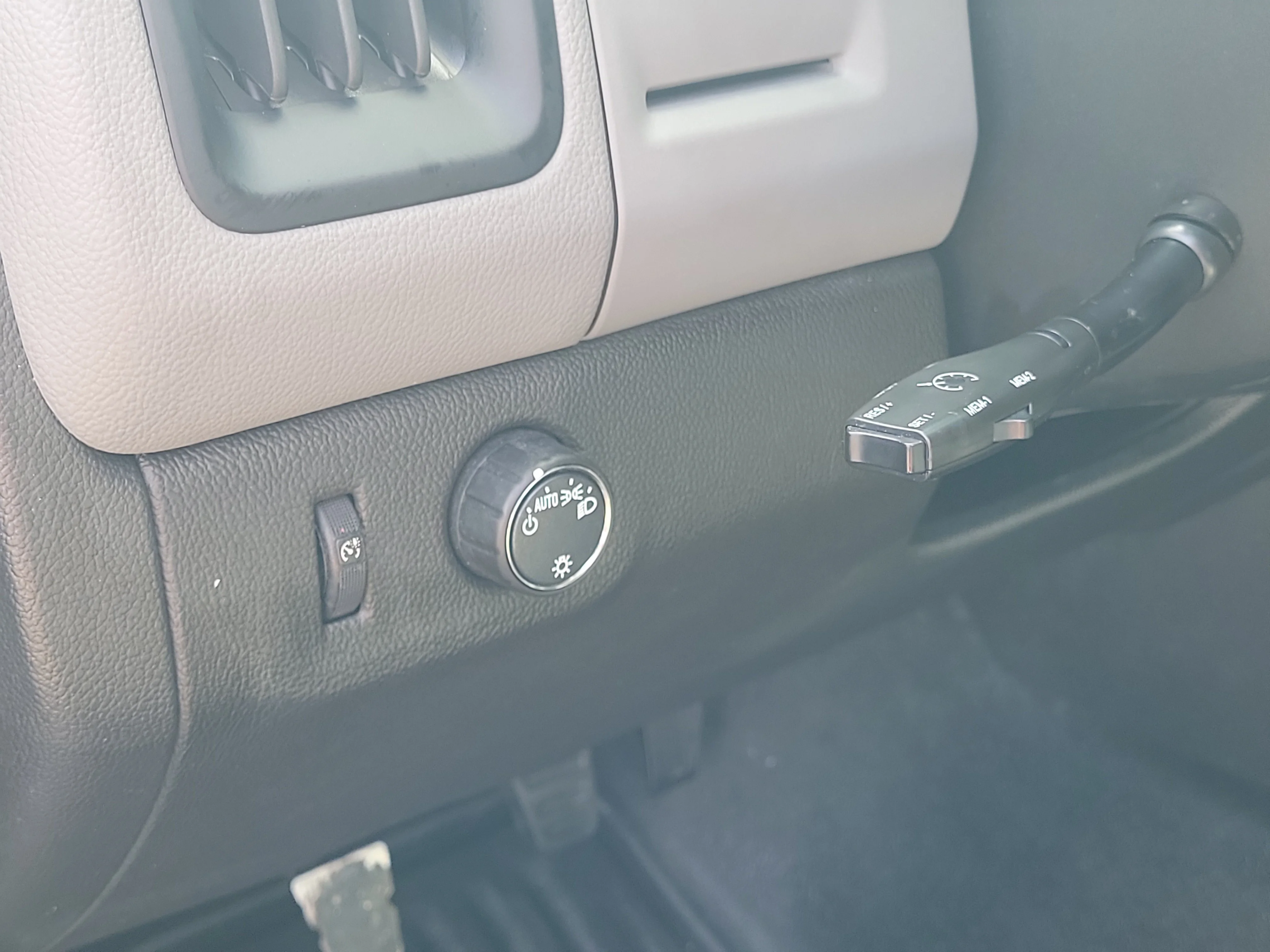 Used 2018 Black Chevrolet Base image 15