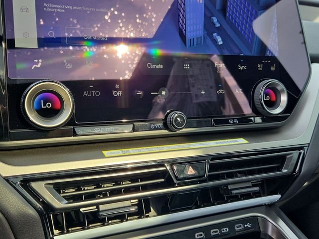 New 2026 Wind Chill Pearl Lexus PREMIUM AWD image 19