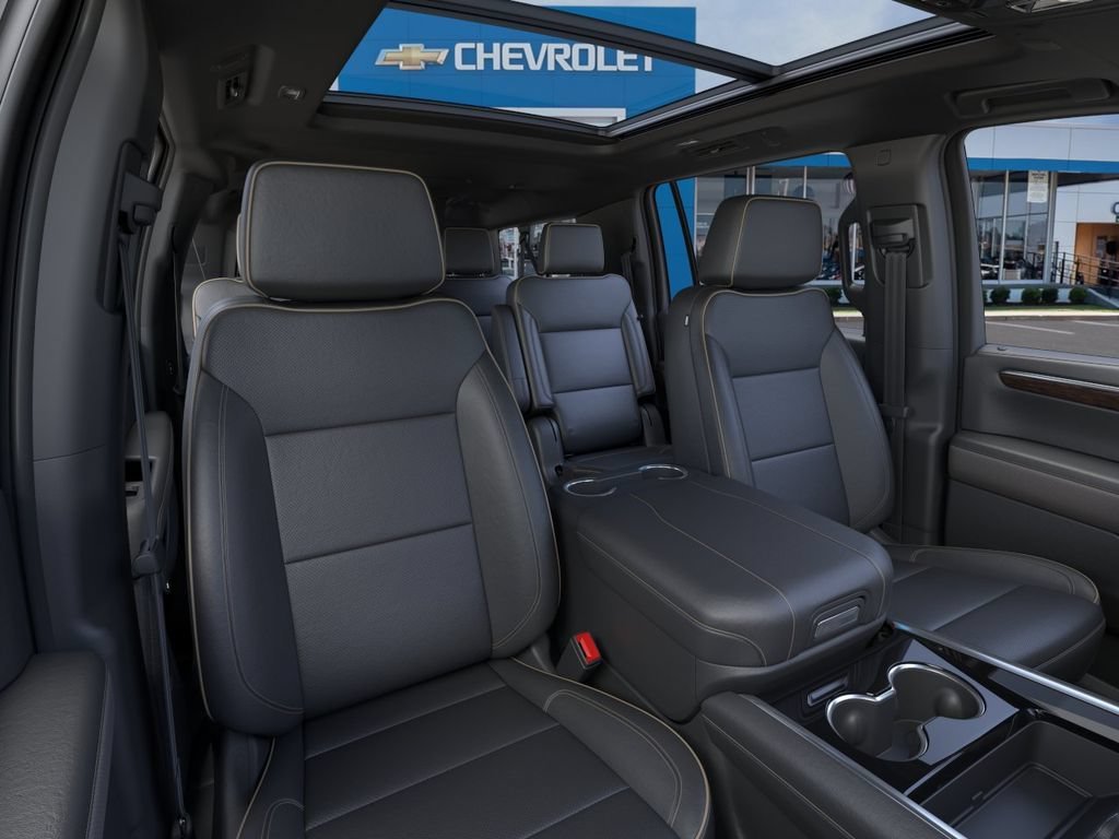 2026 Chevrolet Suburban Premier - Photo 16